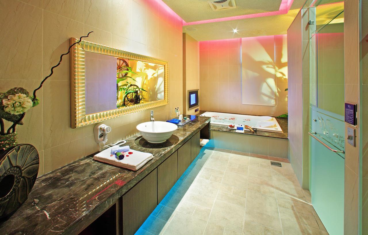 Blue Coast Spa Motel Keelung Exterior foto